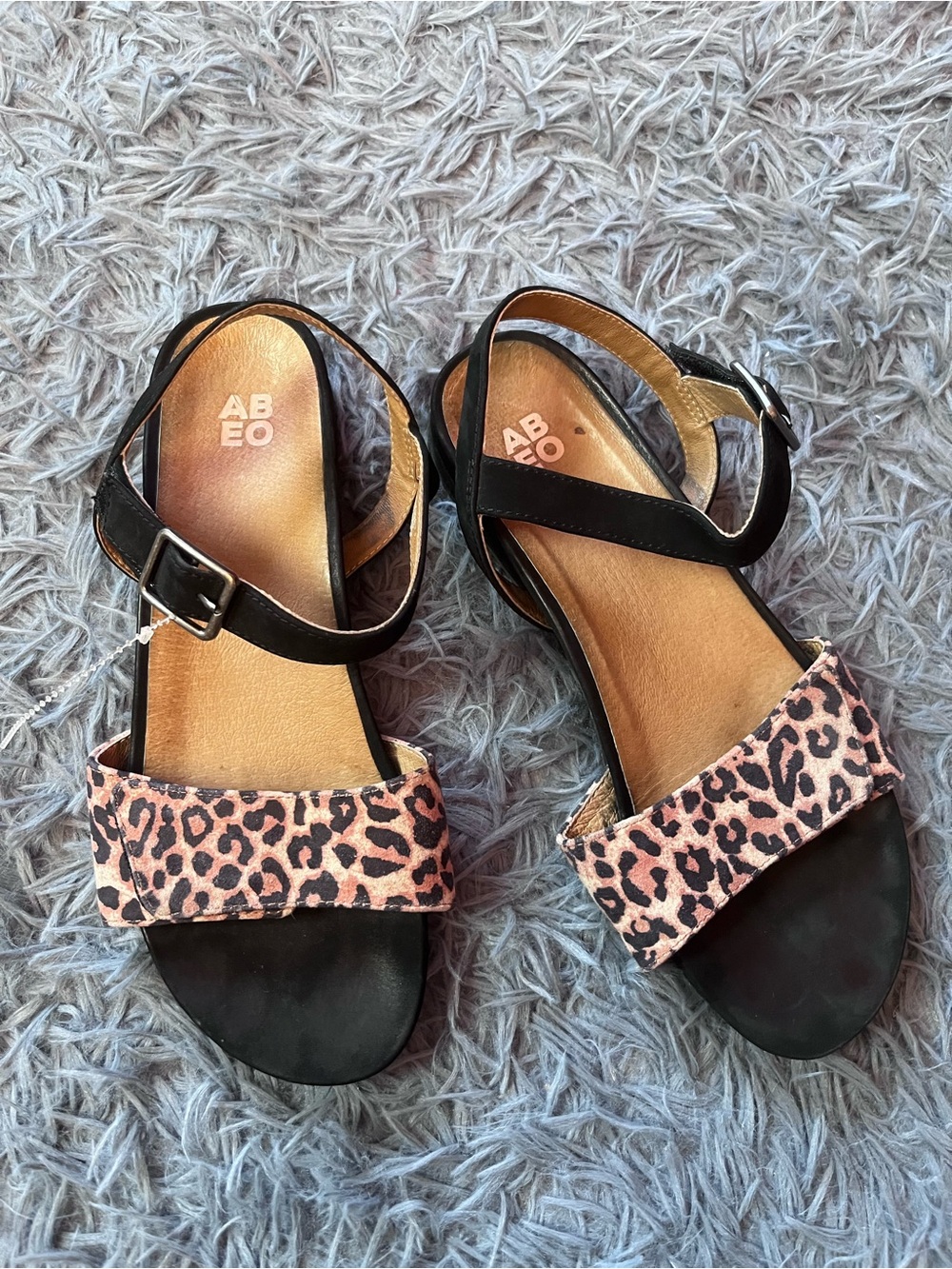 ABEO Black Sandals Leopard Strap Leather Coastal Comfort Shoes Size 9